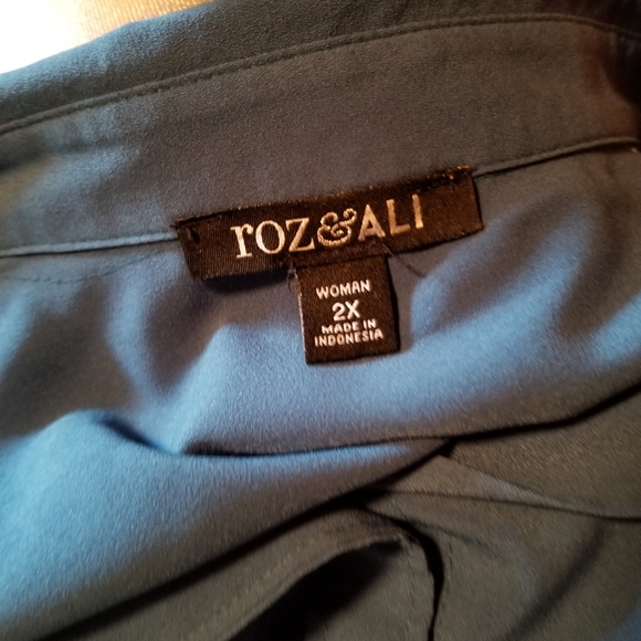 Roz & Ali Women's Button Down Blouse Bright Teal Plus Size 2X - Picture 7 of 7
